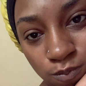 Meet your Posher, Dana